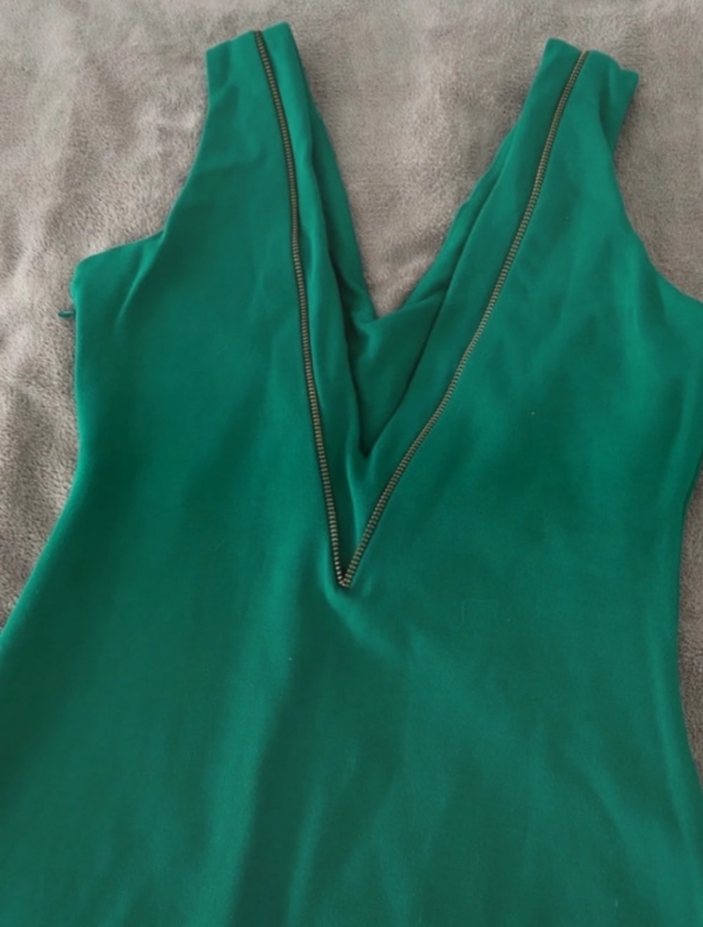 luxury Zara Kleid trend Farbe Grün elegant mini eng