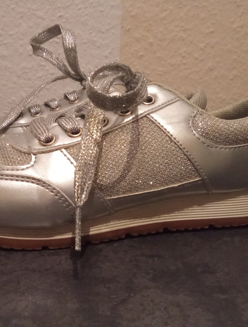 Sneaker