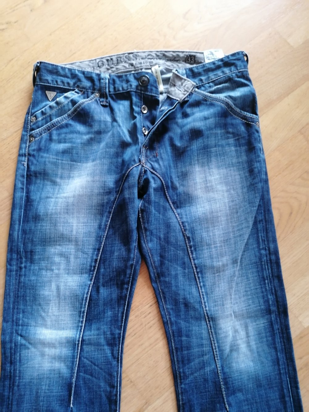Guess Jeans