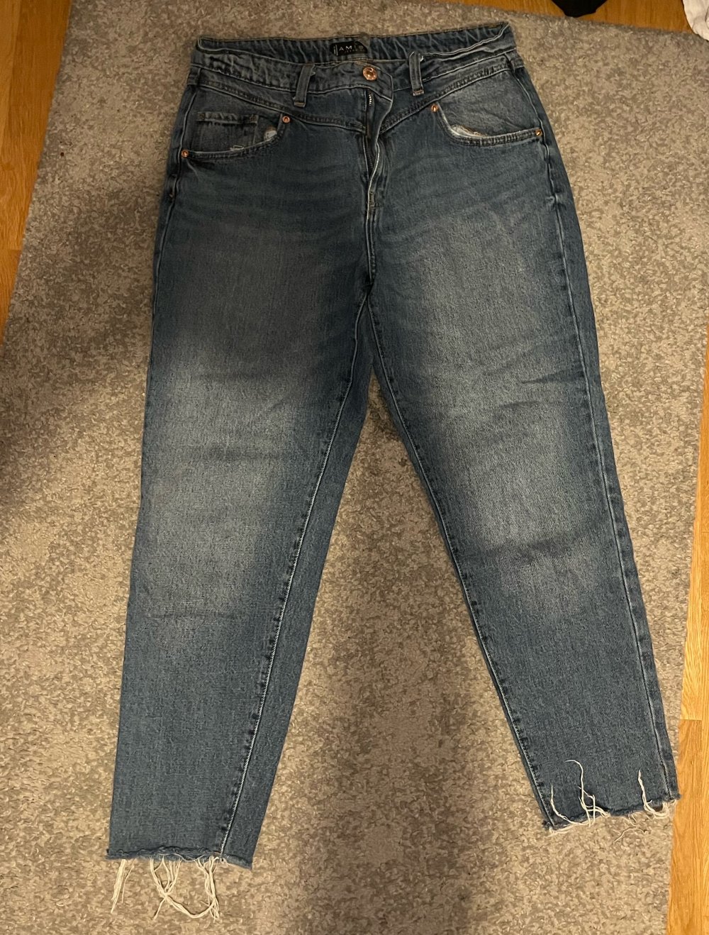 mom Jeans