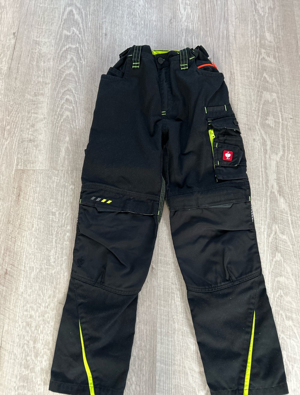 Eine Strauß Arbeitshose für Jungs