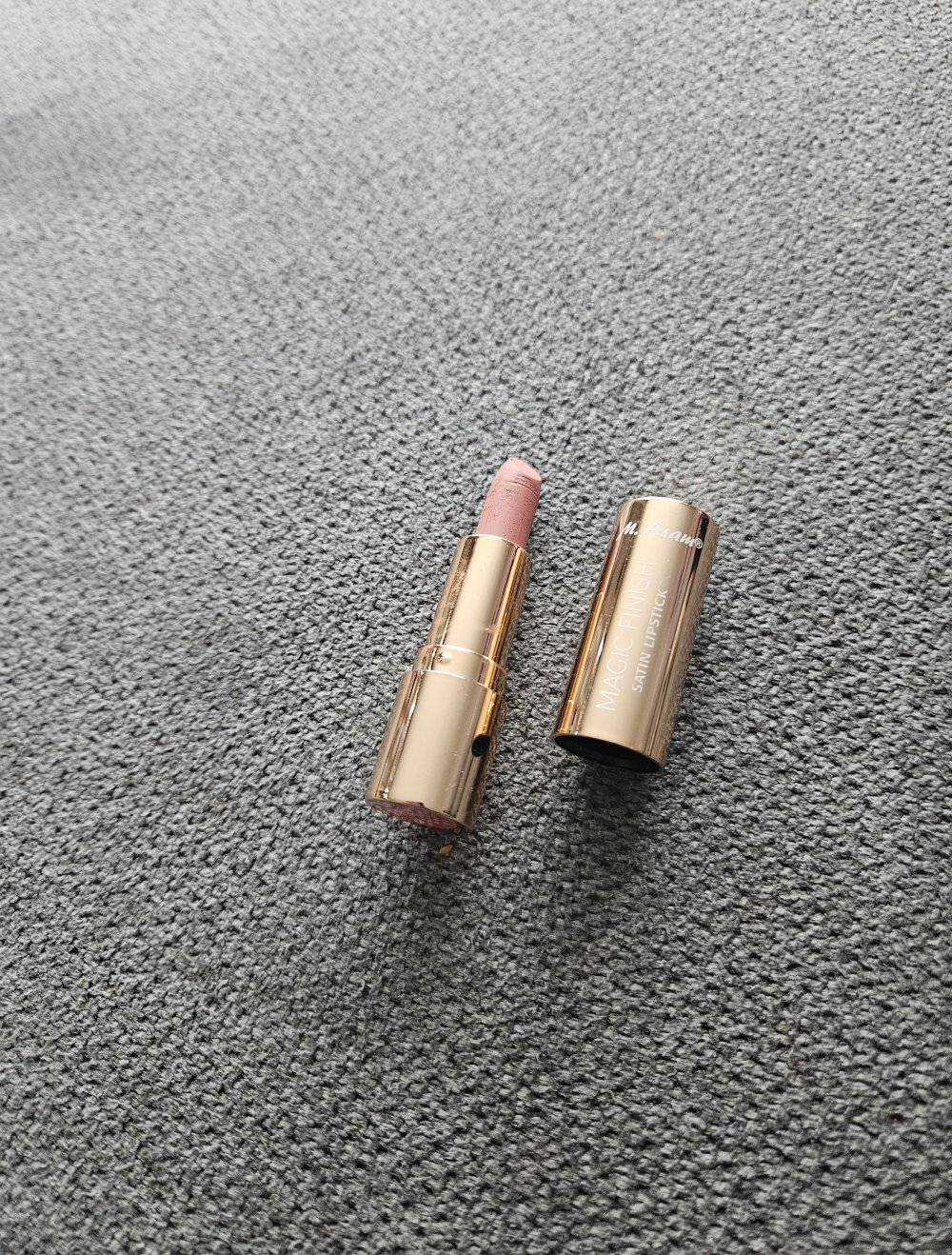 M.asam lippenstift