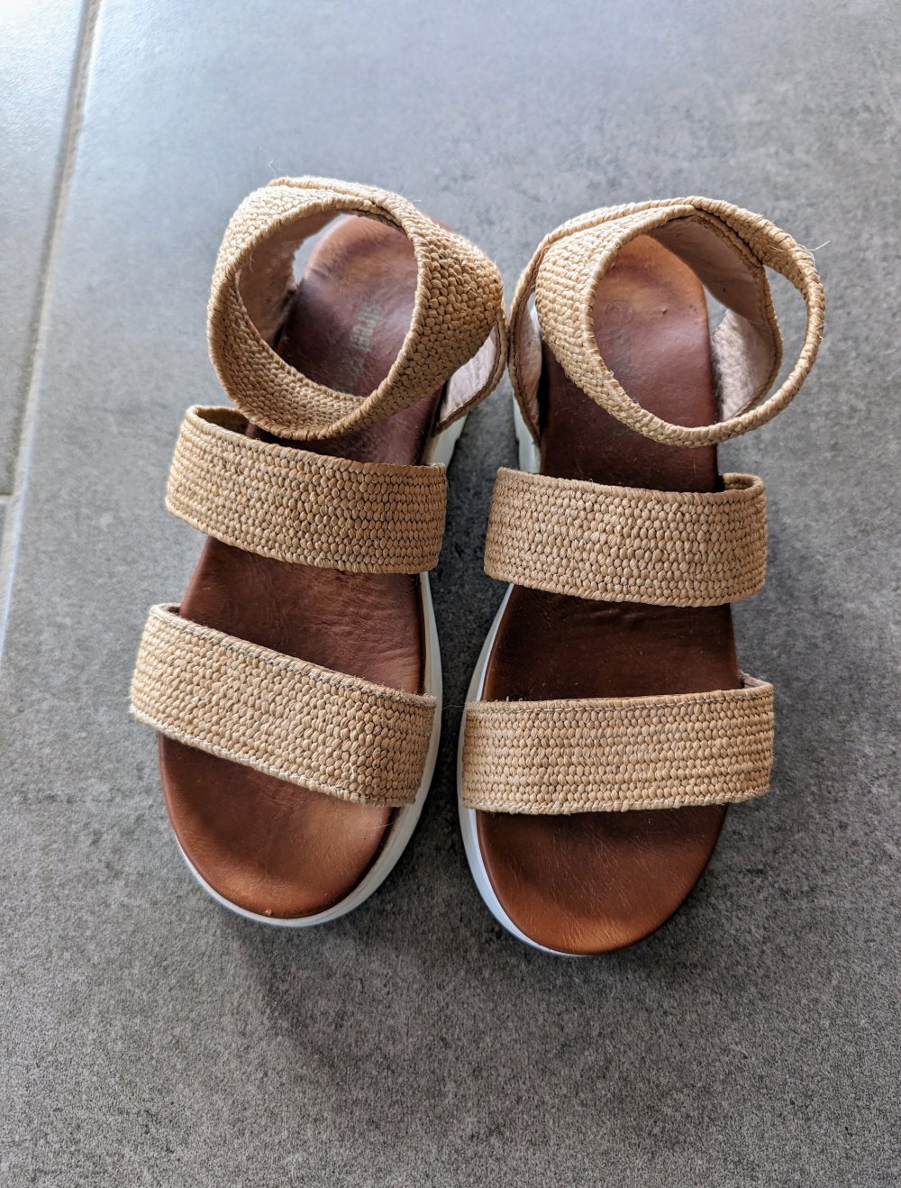 Sandalen Gr. 37