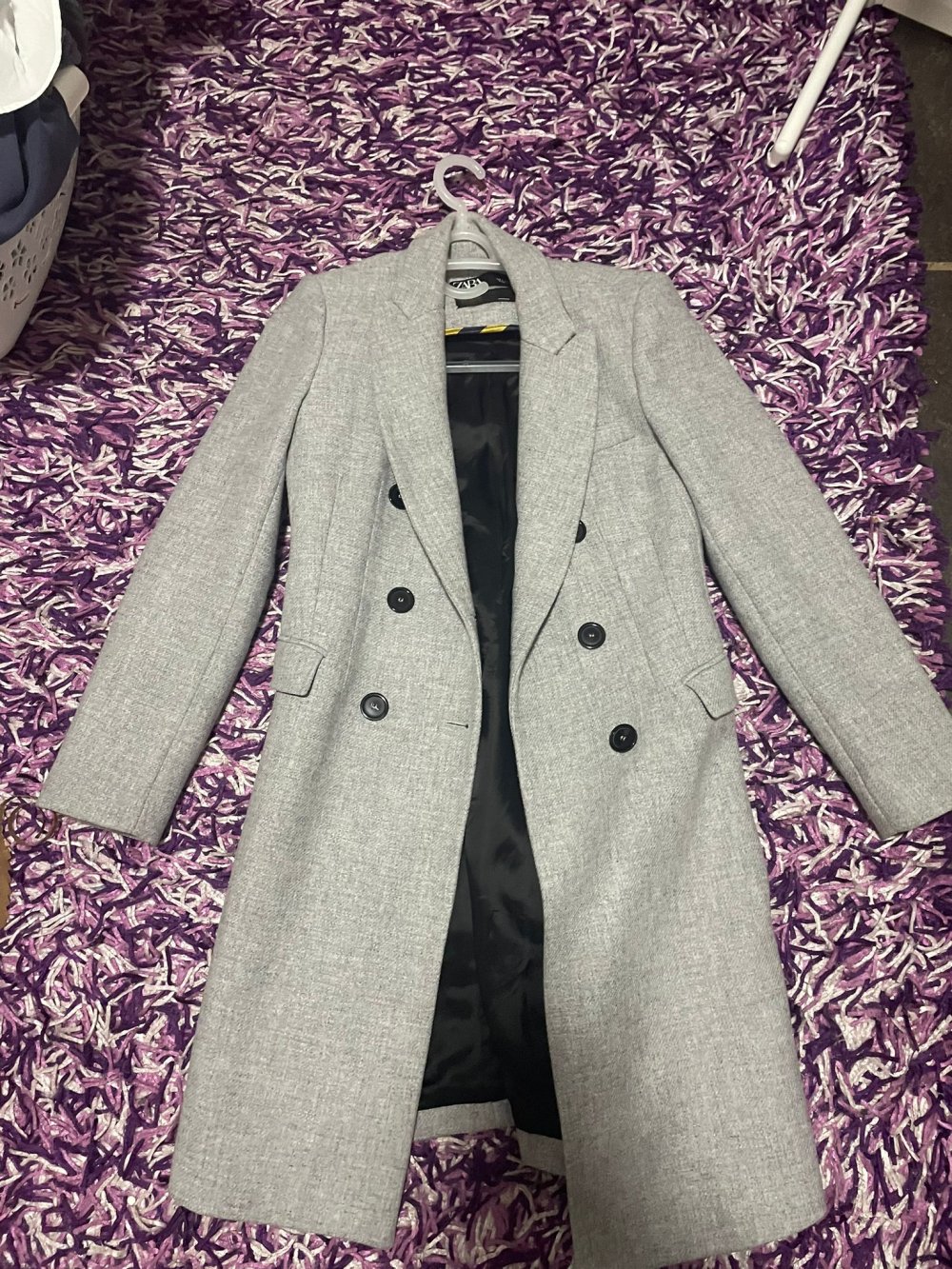 zara mantel