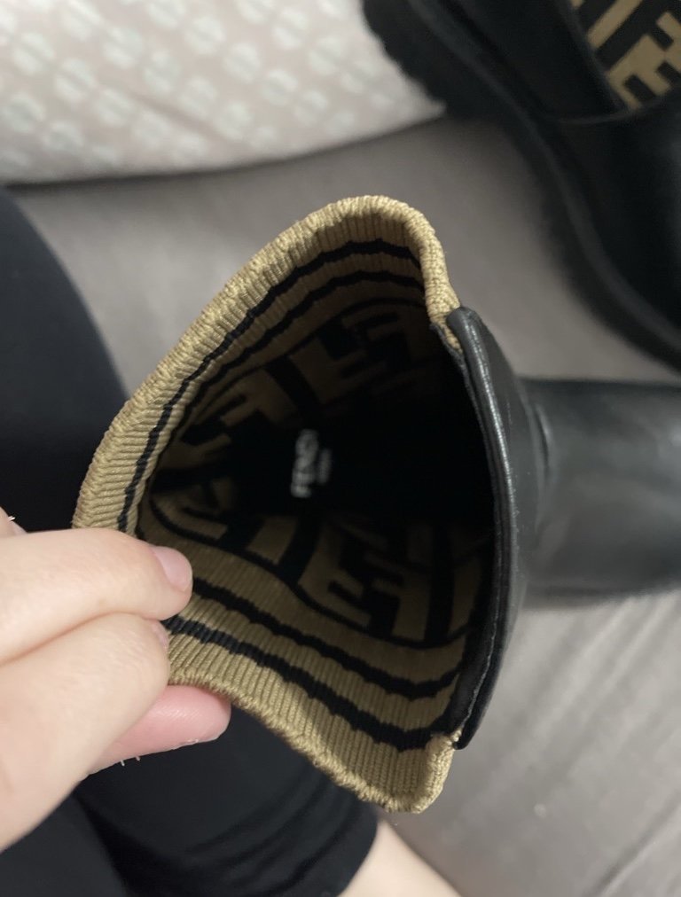 Boots schwarz