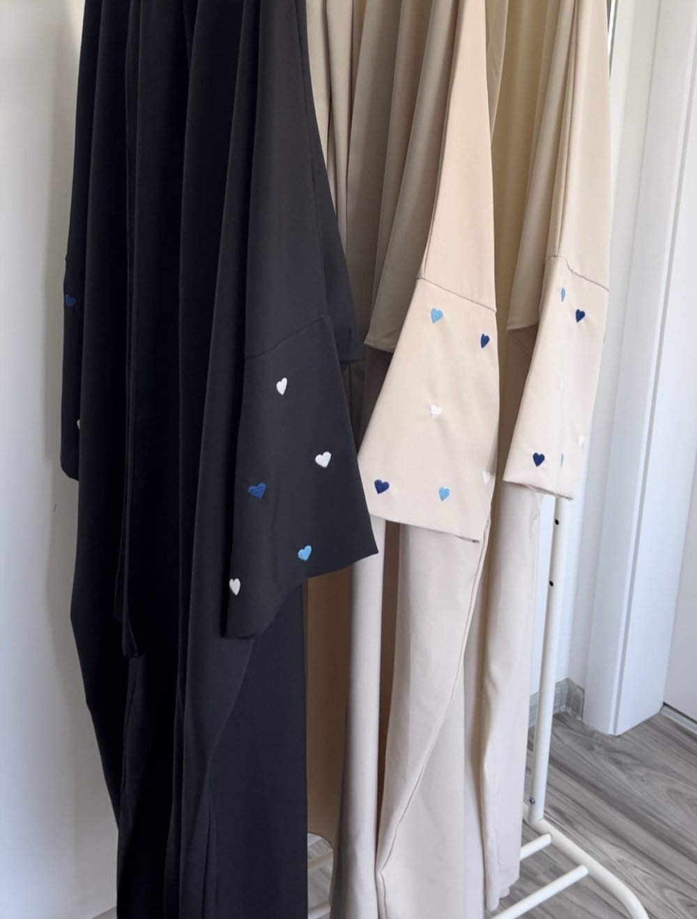 Schöne herzchen Kimono mit Schal