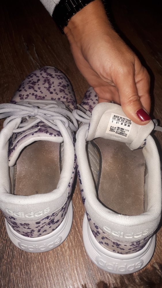 Bequeme Laufschuhe in Größe 40 von adidas!