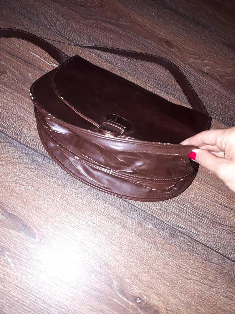 Ich verkaufe eine sehr schöne Tragetasche von Accessories!