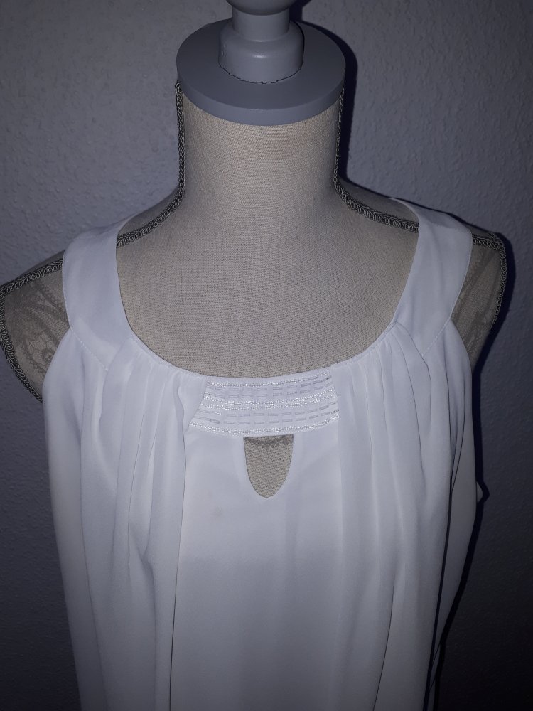 Ich verkaufe ein super schönes Kleid in Größe XL !