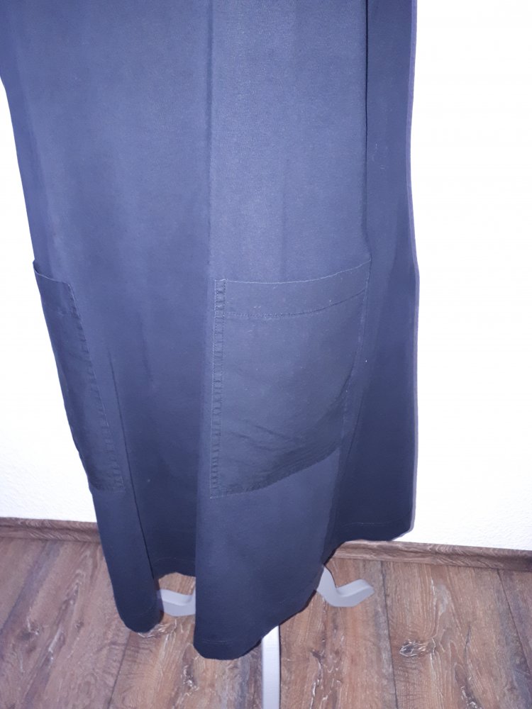 Ich verkaufe ein super schönes Kleid in Größe XL von Esprit !