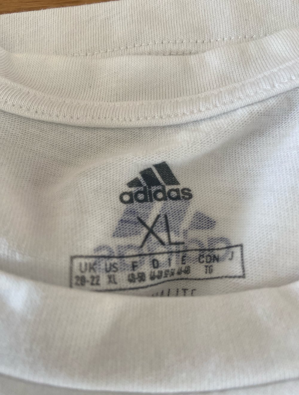 Damen Sportshirt von Adidas