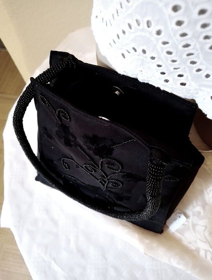 Handtasche