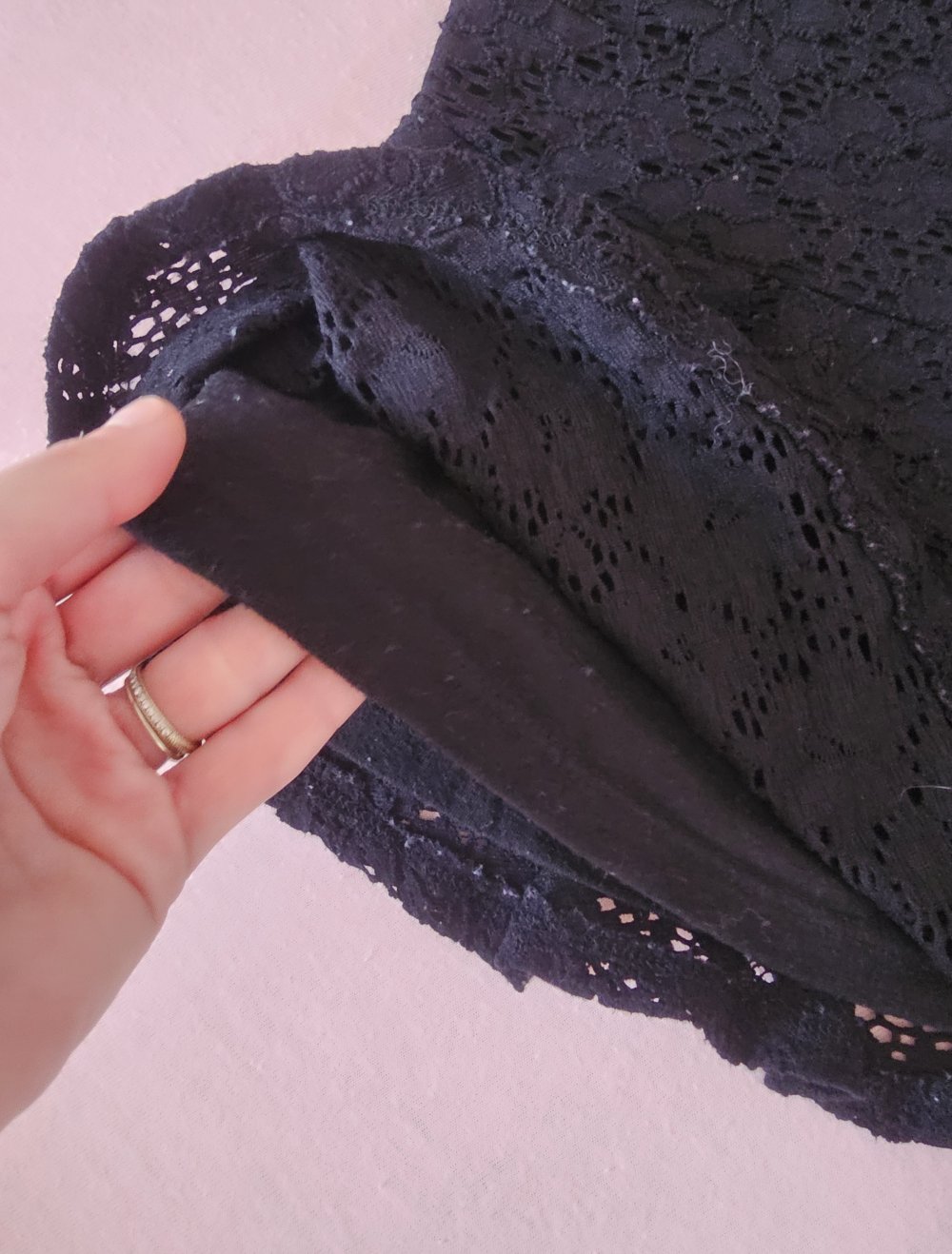Bandshirt, mit Spitze, Schleife Detail vorne, blickdicht und rüschen Effekt unten, Größe XS
