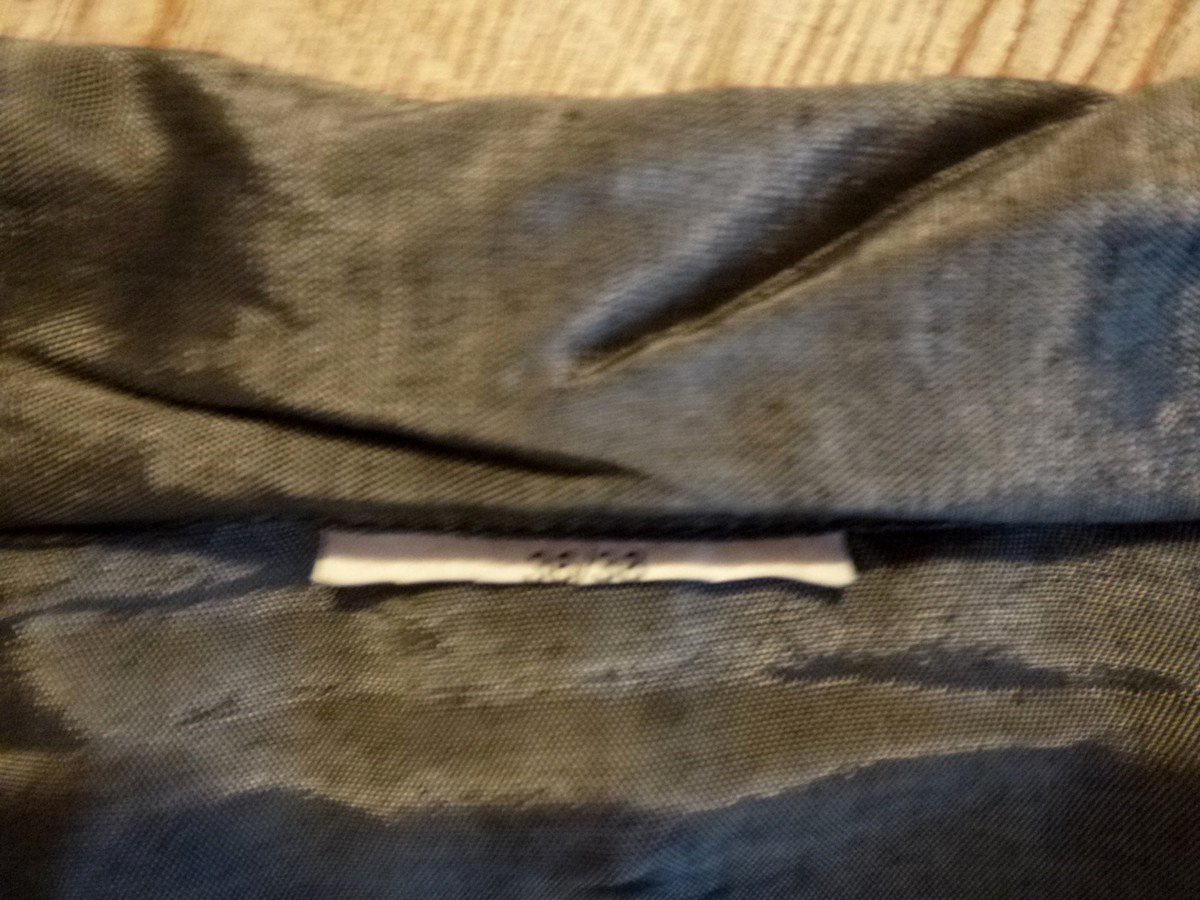  Bluse Gr.36/38 Langarm glänzend anthrazit mit schwarz-silbernen Applikationen