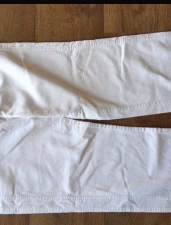 Neuwertige schicke Cordhose von s.Oliver- Gr 38