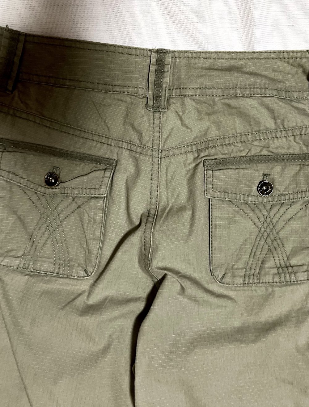 Neuwertige Schicke Hose von Esprit- Gr 38