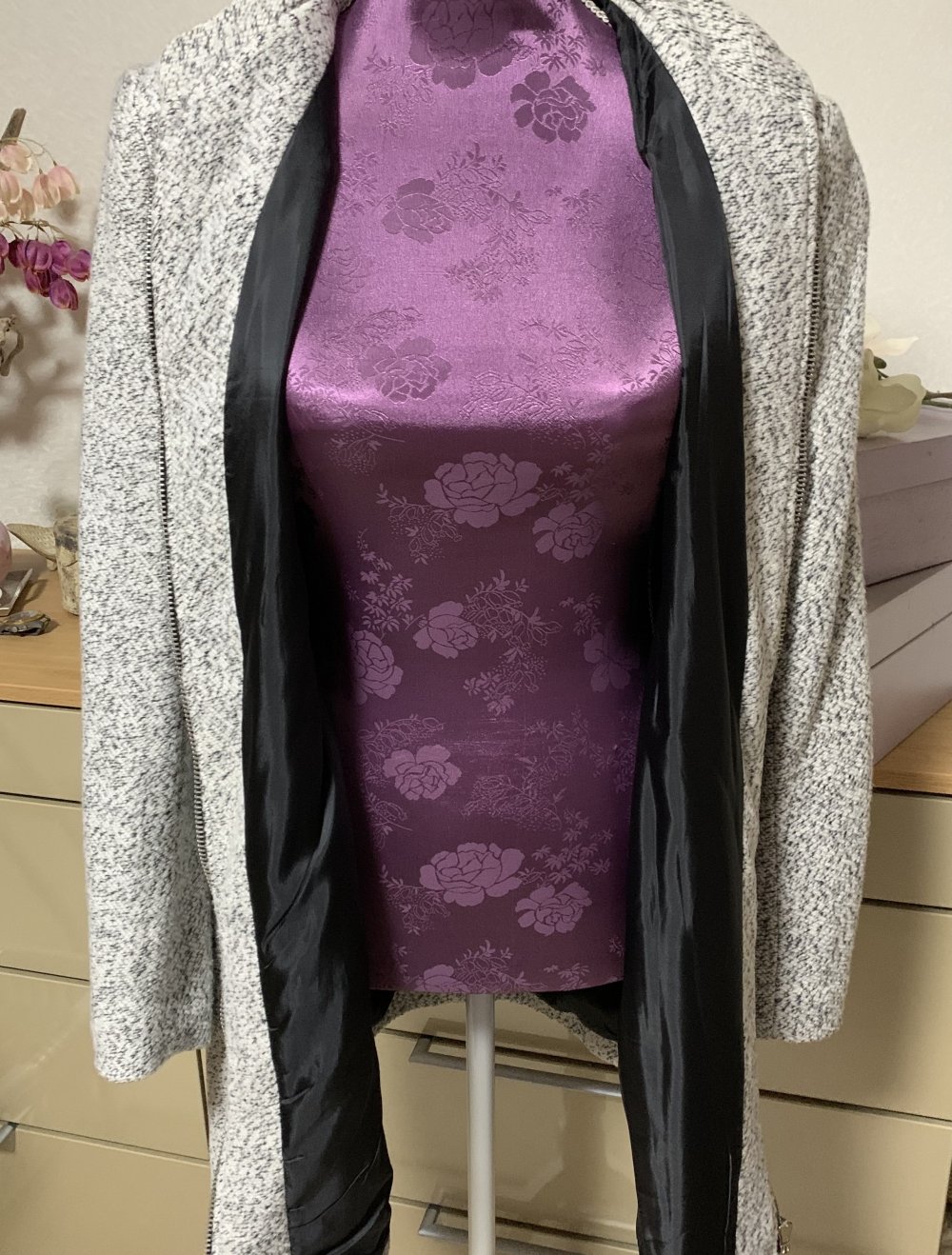 Neuwertiger toller Mantel - Jacke - von Stradivarius - Gr 40 - 42