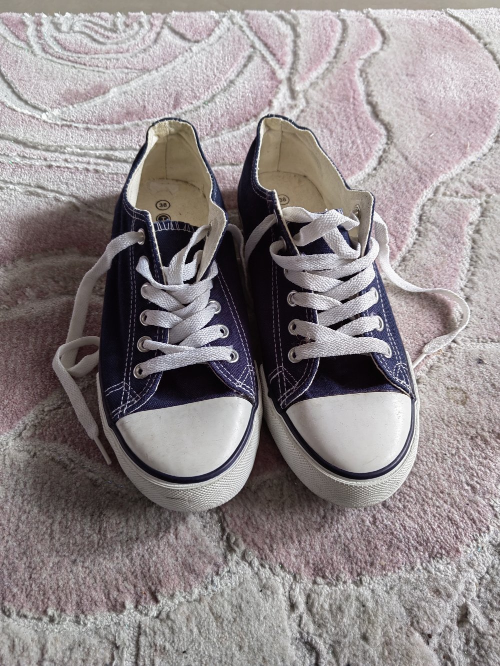 Schuhe/Sneakers