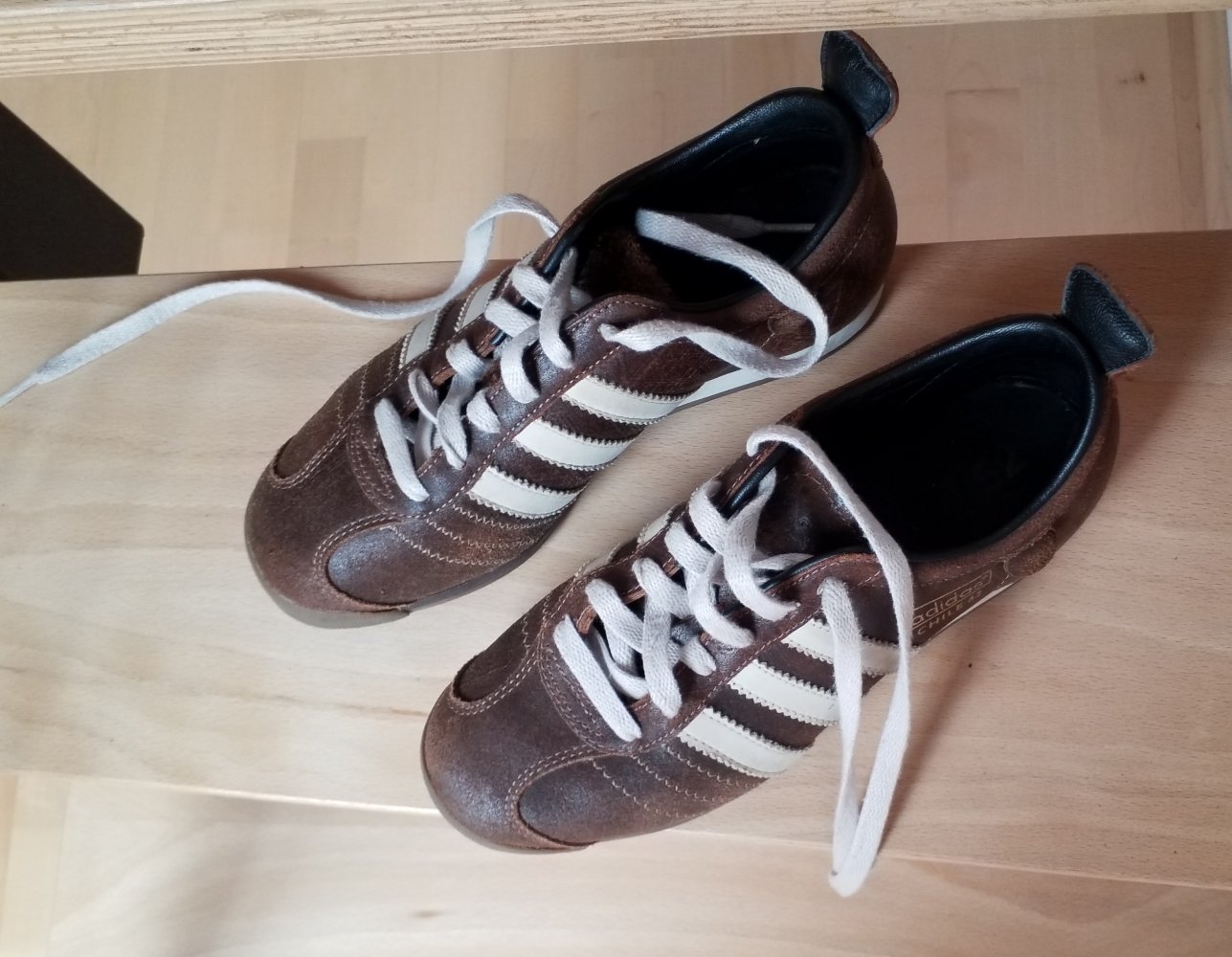 KULT-Sneaker CHILE 62 von Adidas