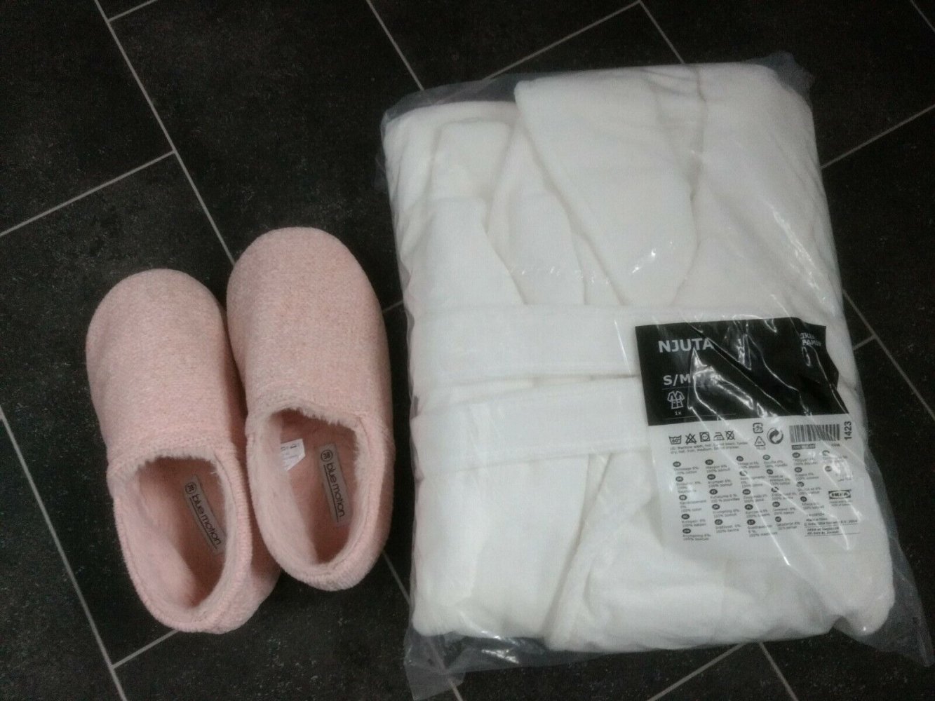Ikea Bademantel Hausmantel Njuta weiß NEU OVP Hausschuhe rosa