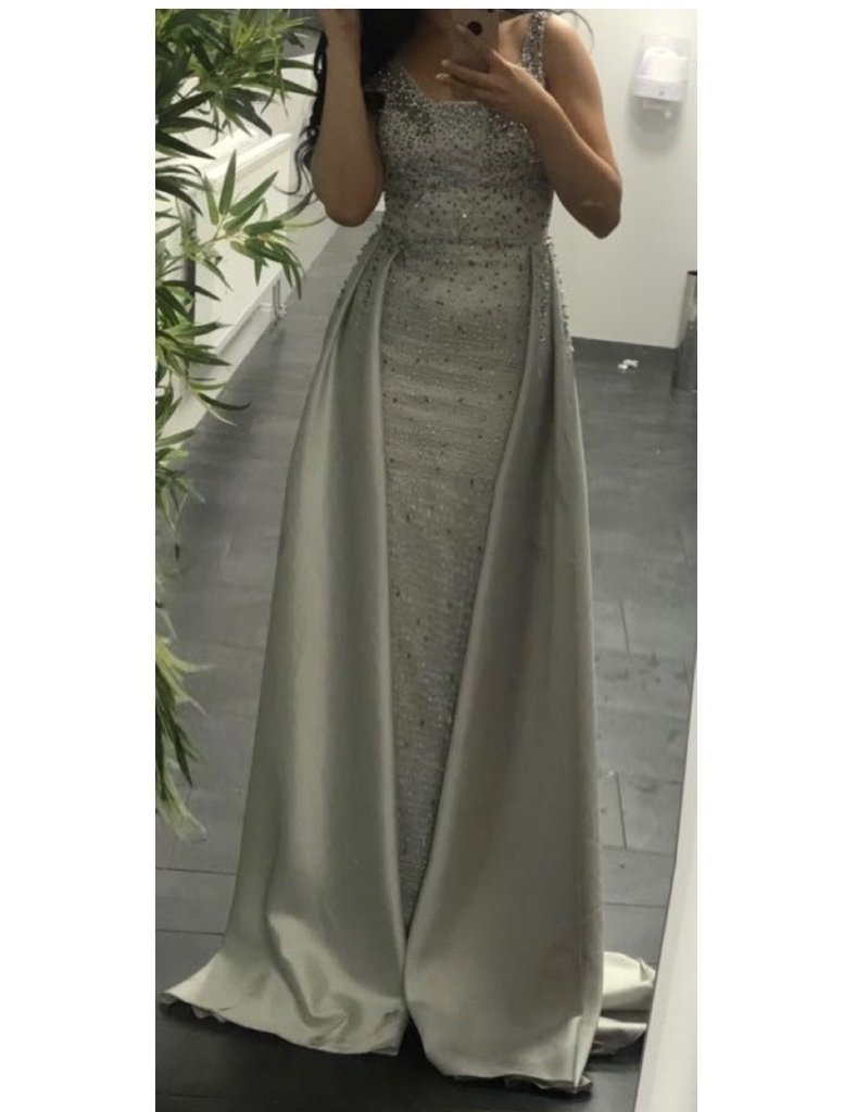 Abendkleid Silber mit Perlen