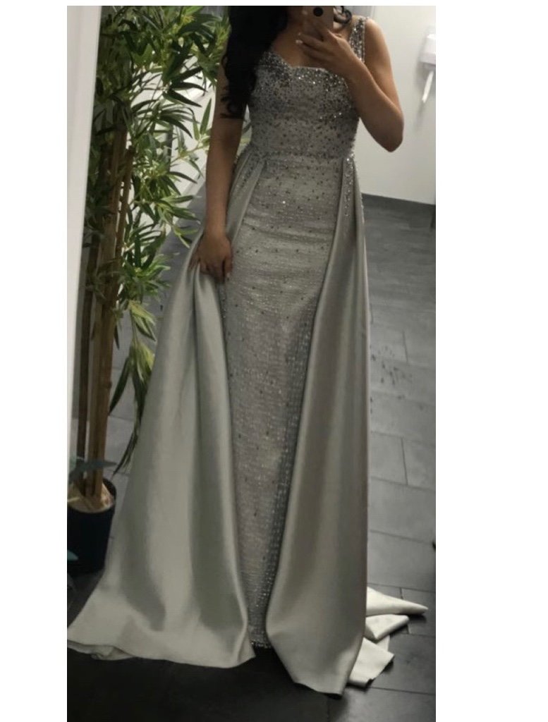 Abendkleid Silber mit Perlen