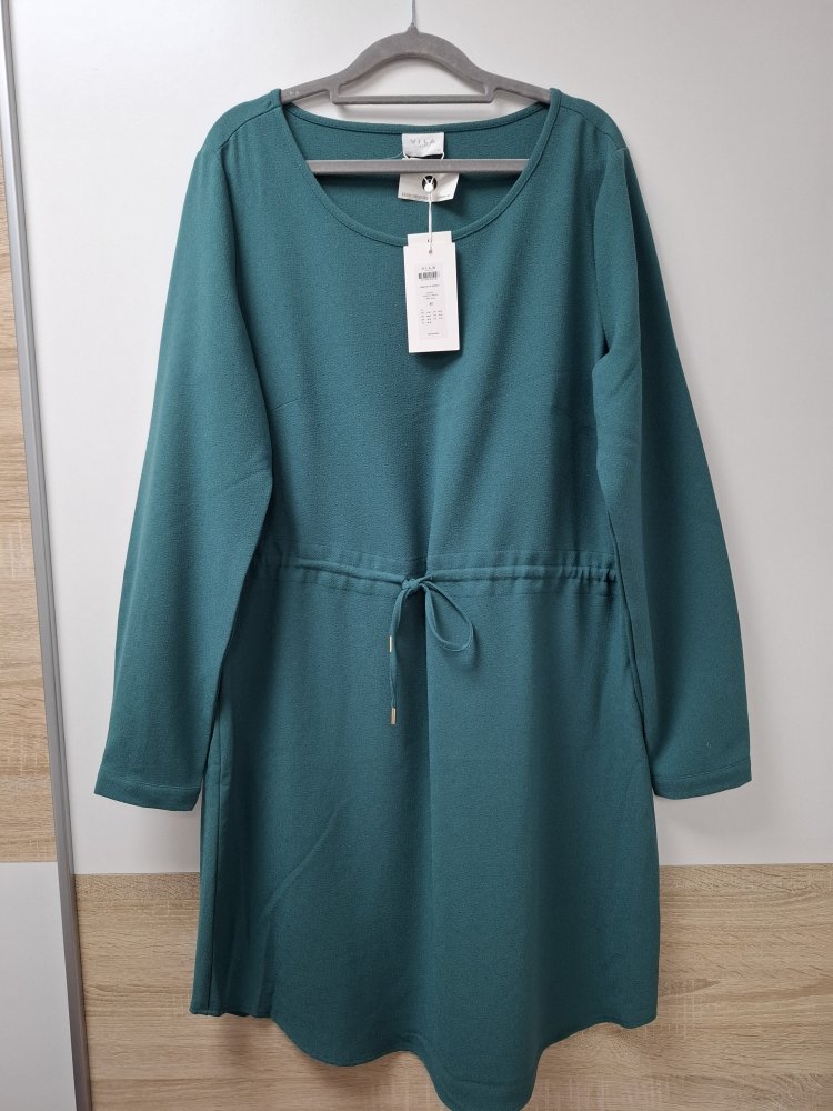 Dunkelgrünes Kleid von vila Größe 42