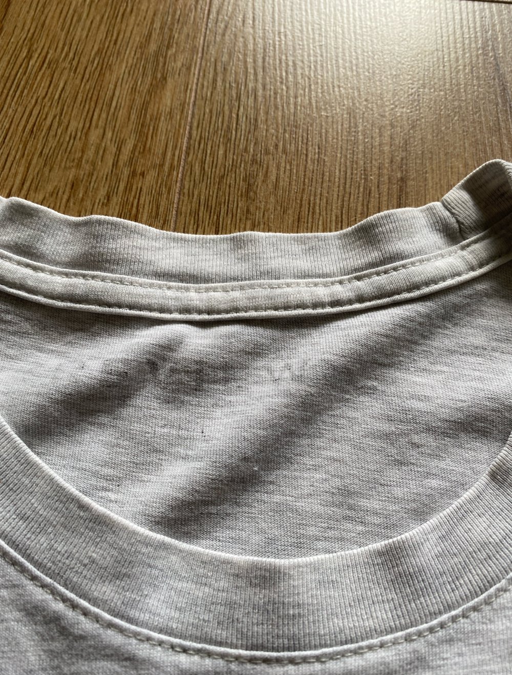 Review T-Shirt Größe L