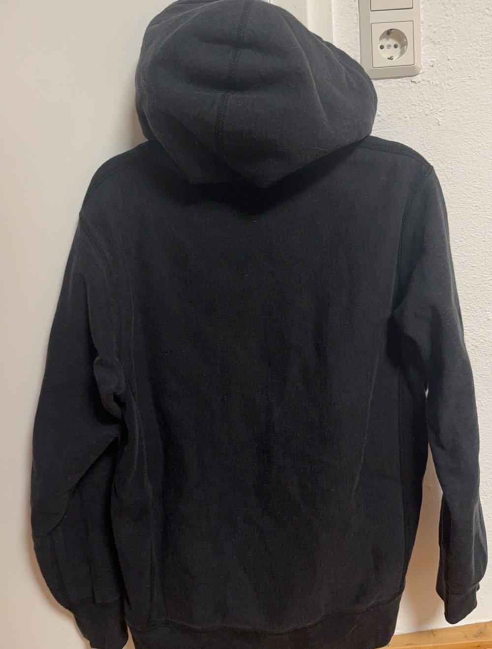 Supreme Hoodie