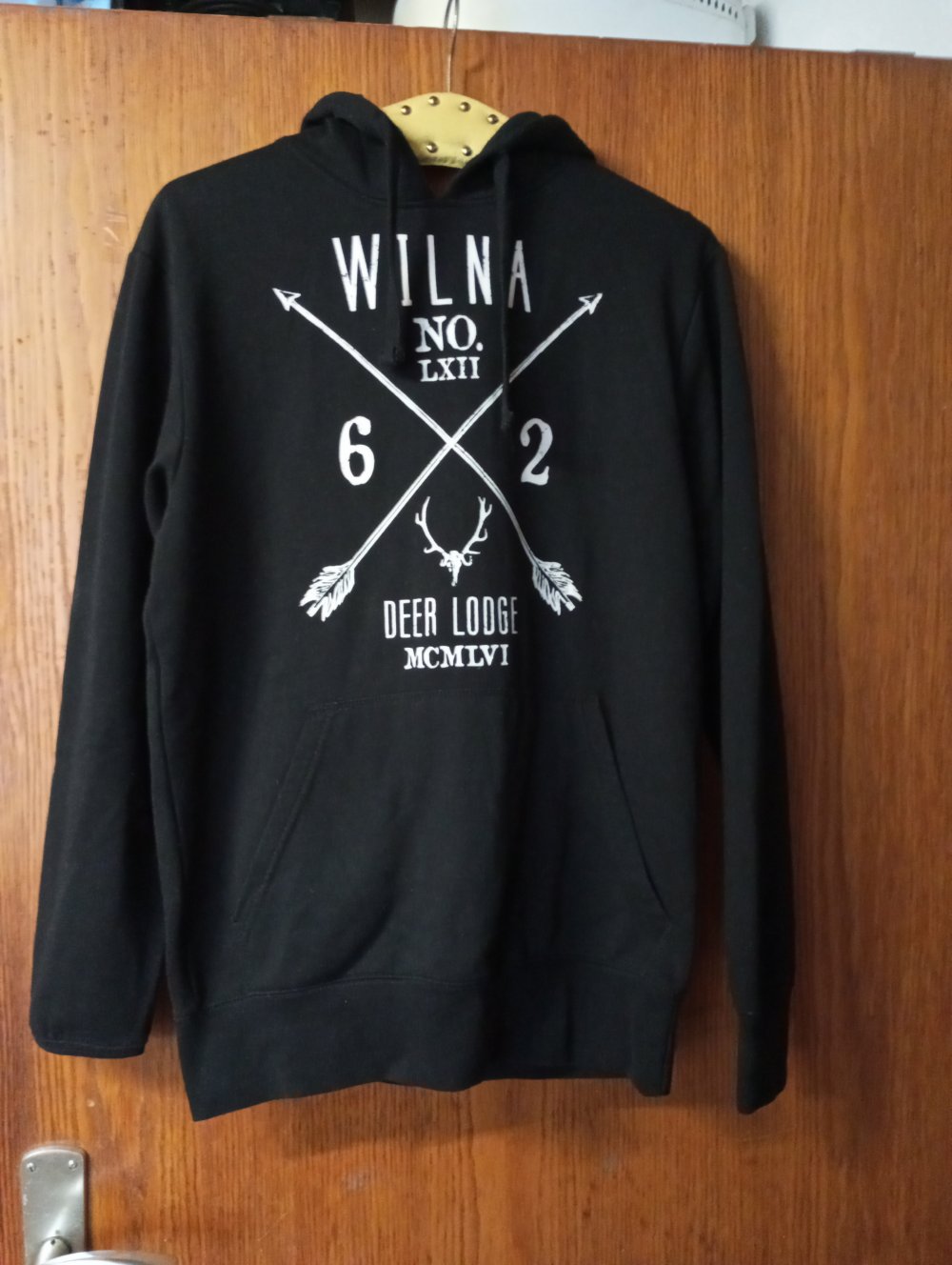 Schwarzer Hoodie