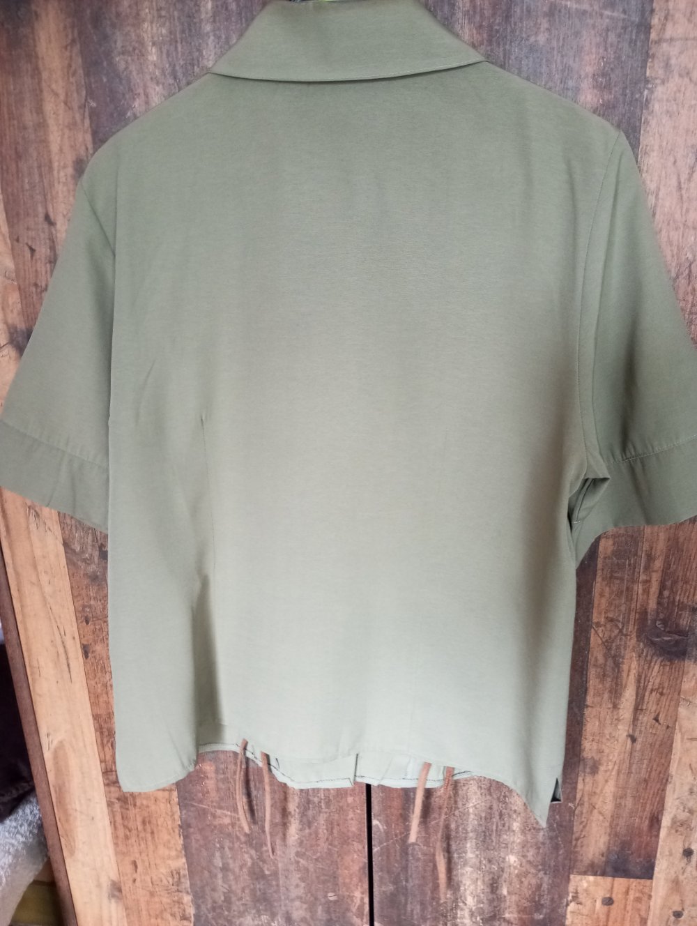 Bluse in Khaki