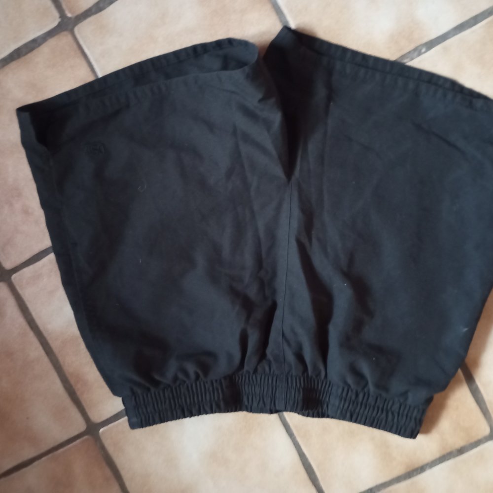 kurze Sporthose