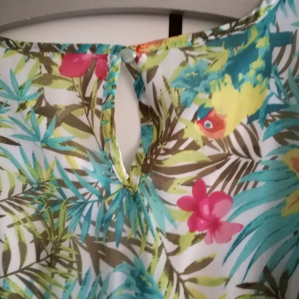 leichte Sommerbluse