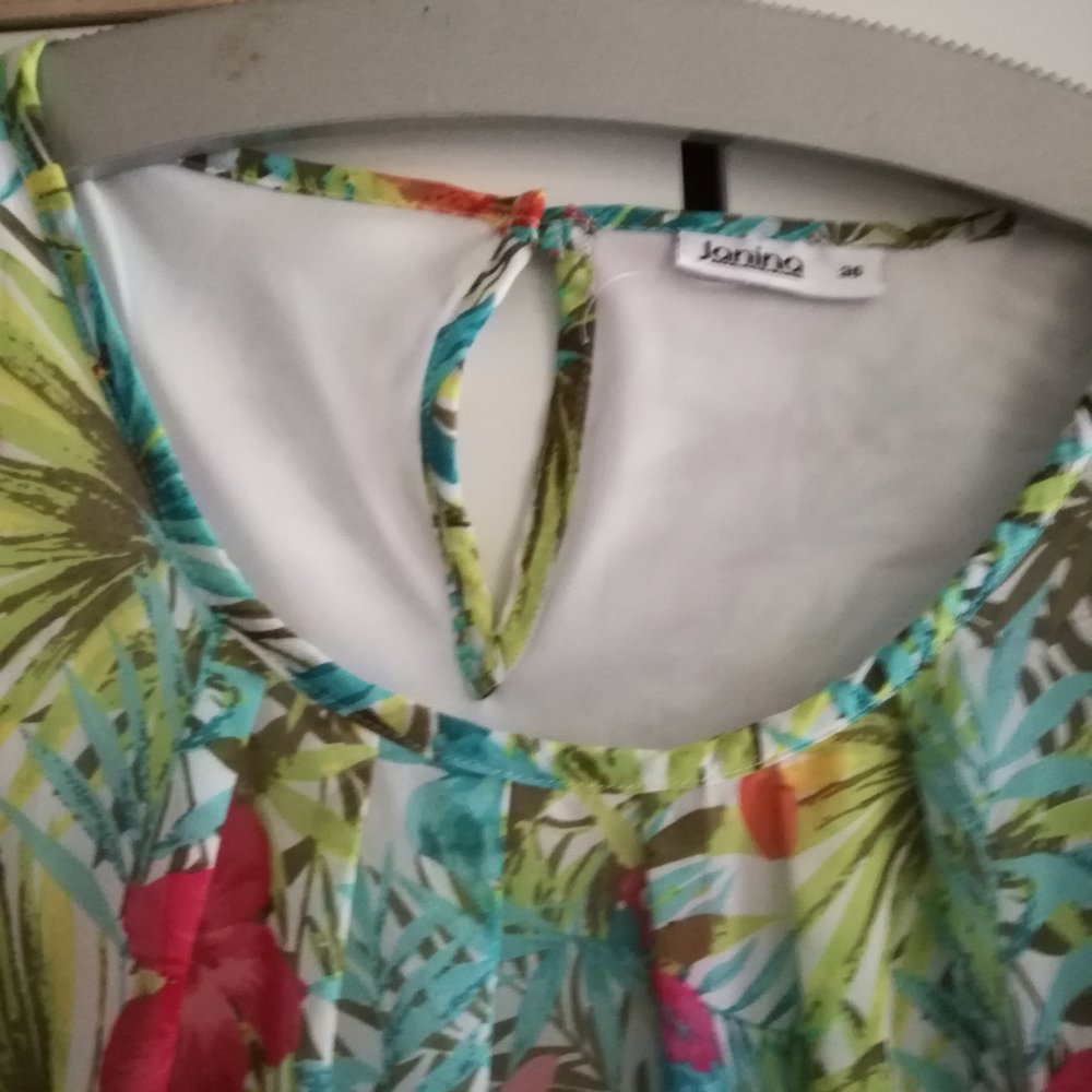 leichte Sommerbluse
