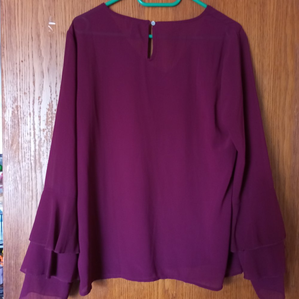 Interessante leichte Bluse