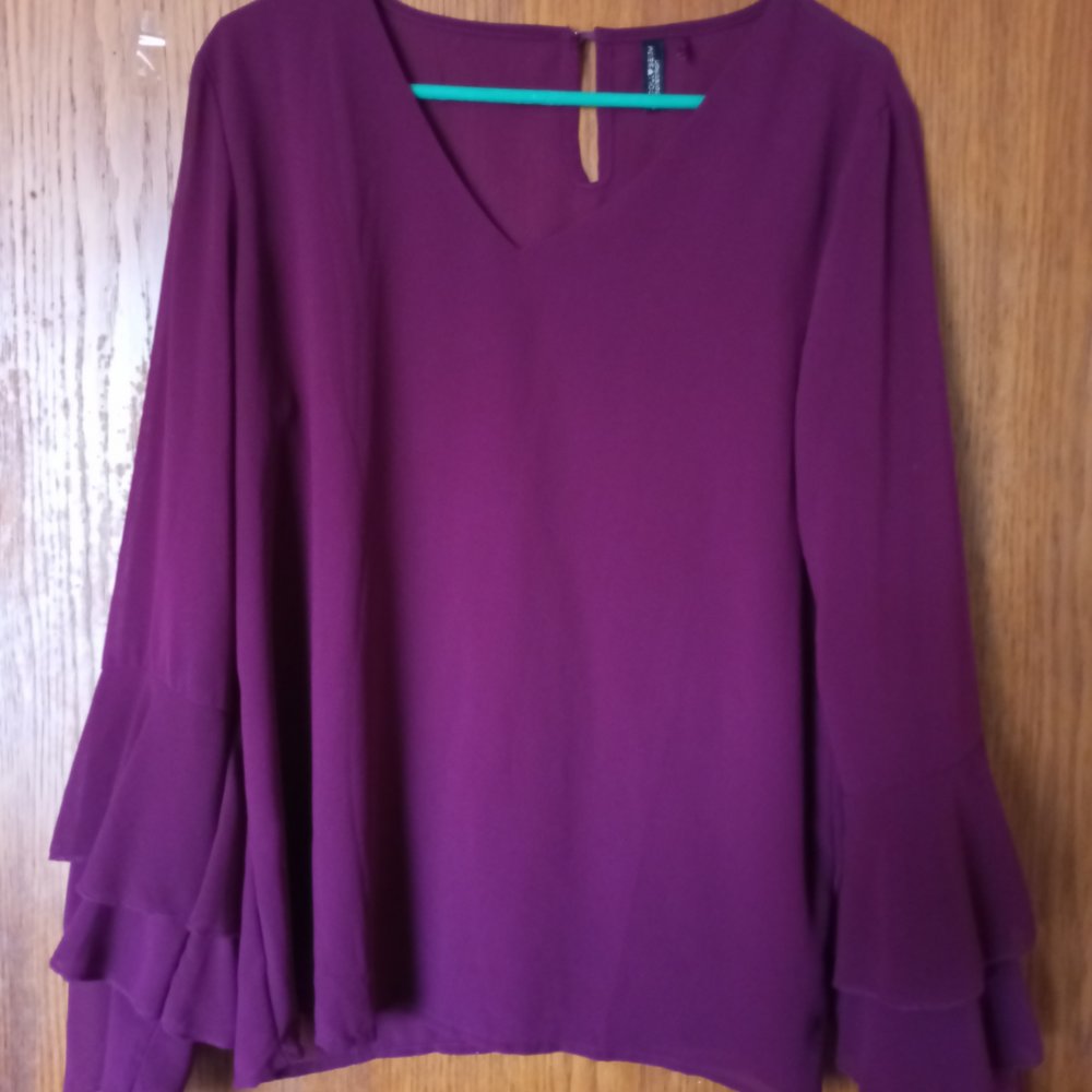 Interessante leichte Bluse