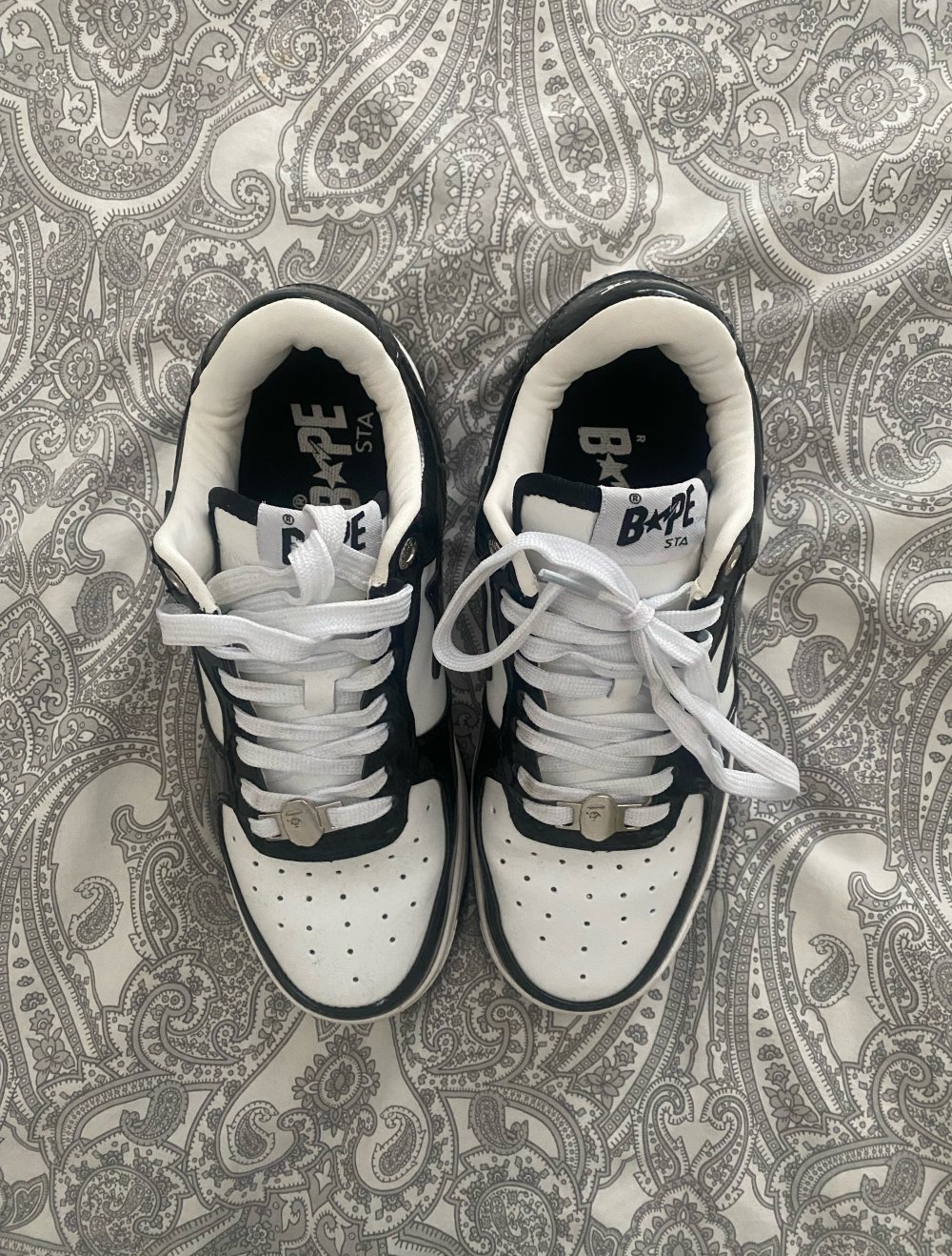 Sneaker