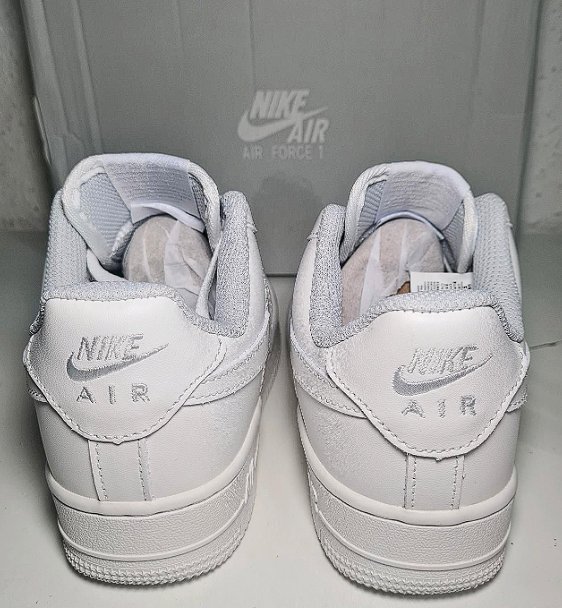 Nike Air Force 1 07 weiß Größe 38 / 39 / 40 Neu