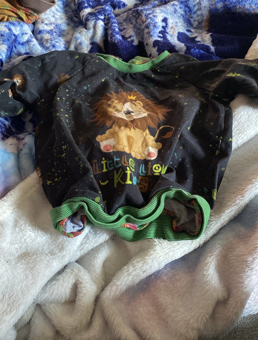 selbst genähter Pullover