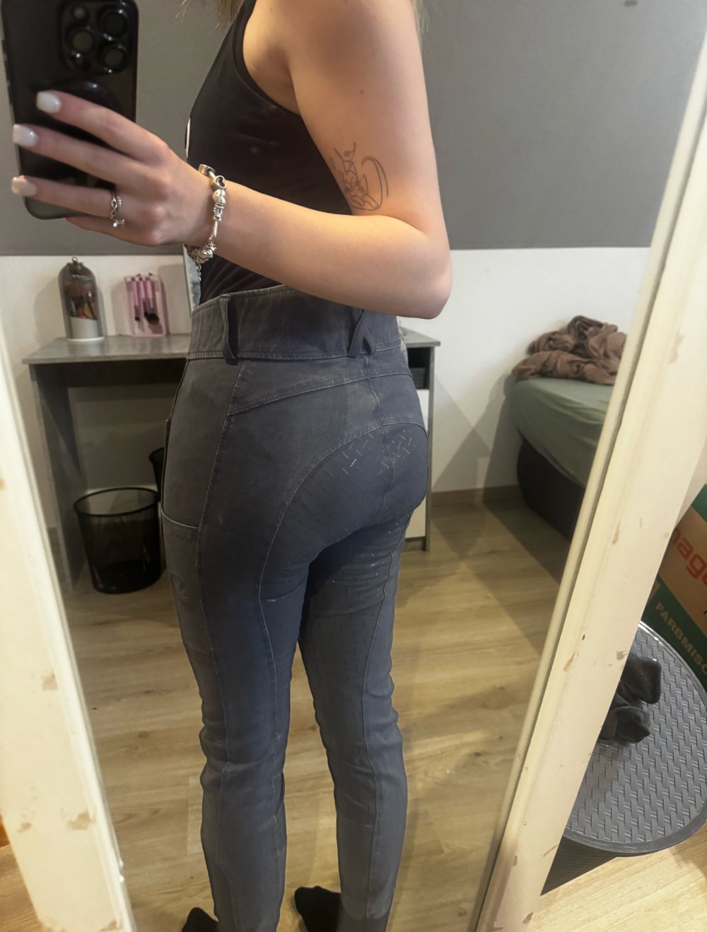 Neue Reithose