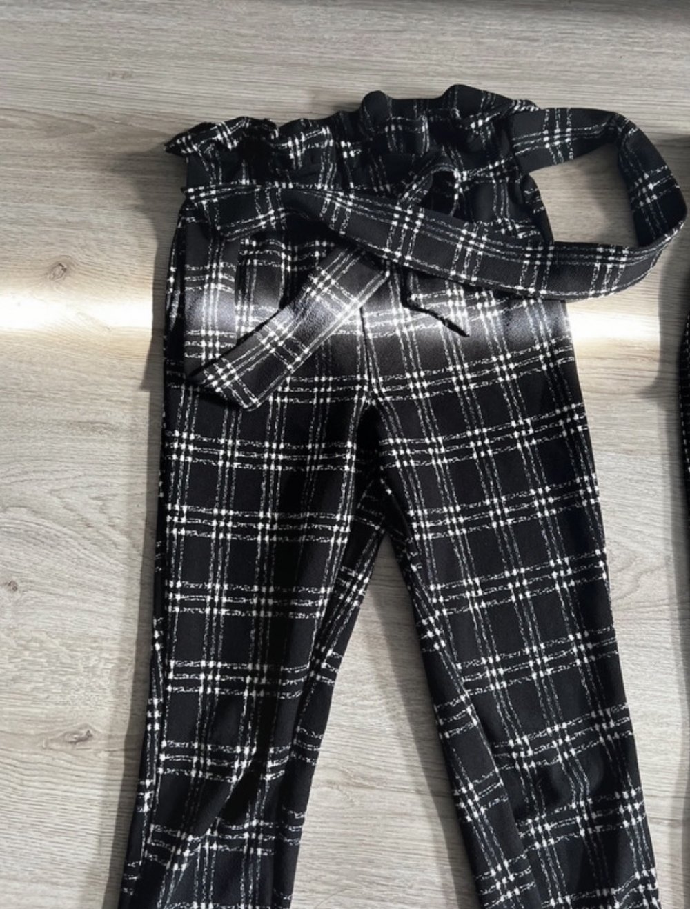 Hosen mit Schleife