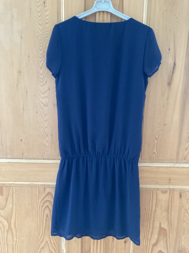 Kleidchen festlich