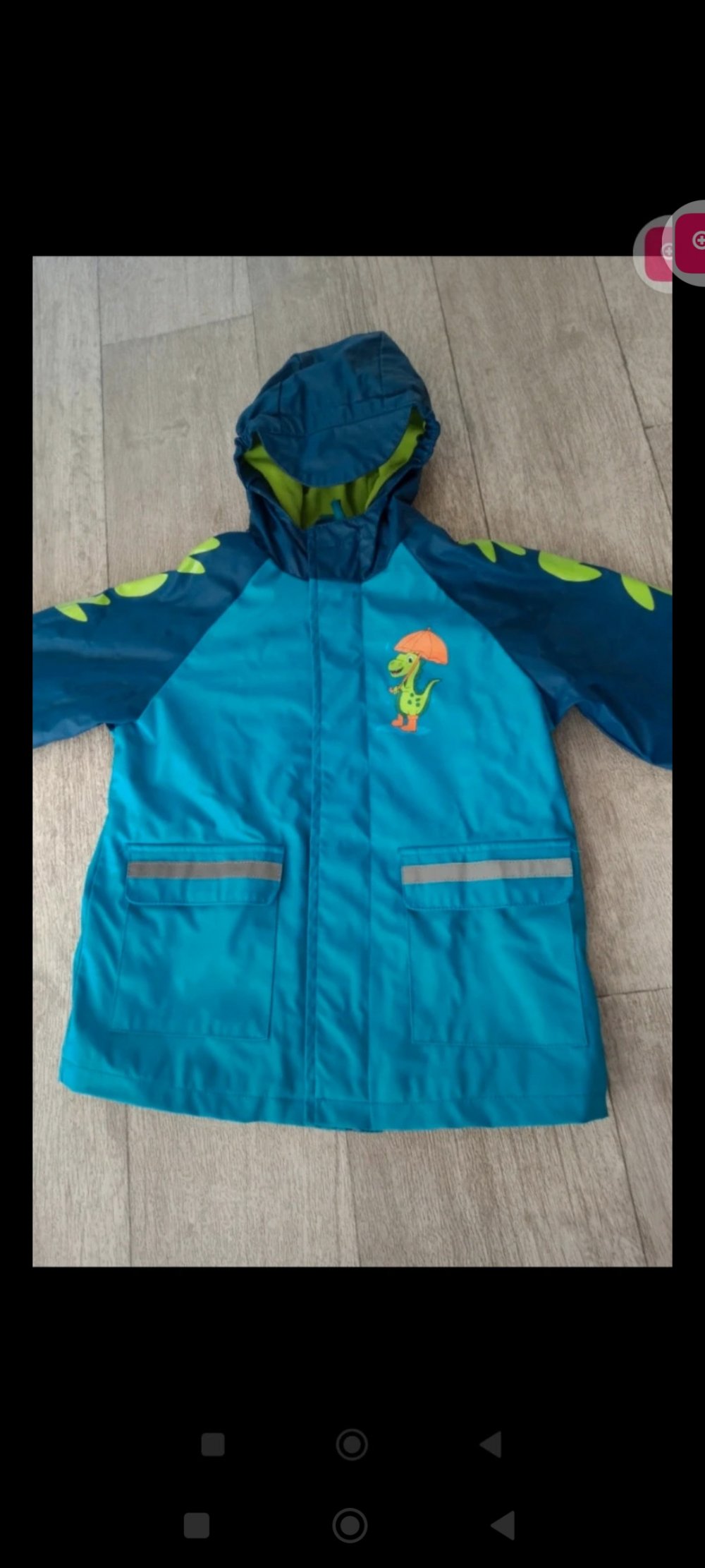 Tolle Regenjacke (116/122)