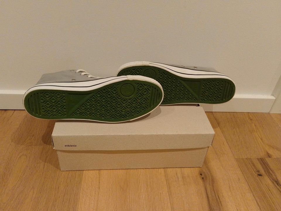 ETHLETIC Sneaker -- Fair. Vegan. Sustainable. -- *NEU* 42 / 8 grau keine Converse Chucks eher 41
