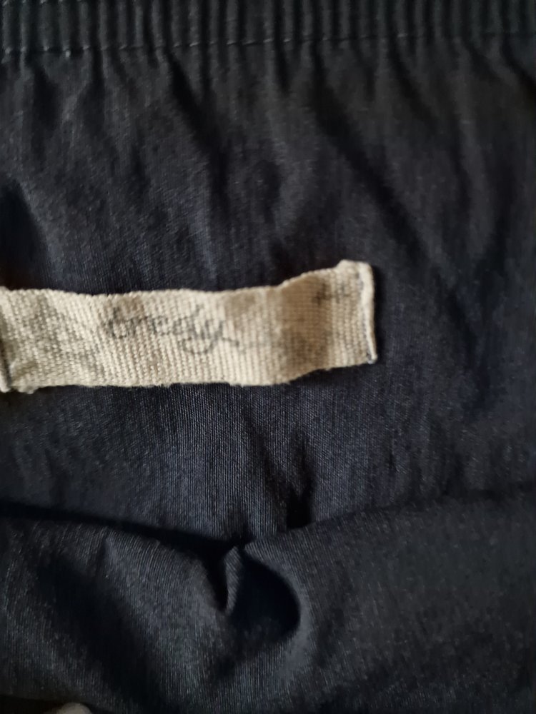 Dunkelblaue Bengalin von Tredy Gr. 44