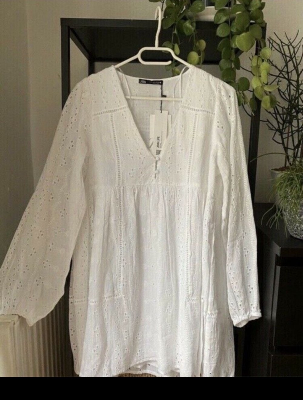 Damen Kleid gr.M  neu mit stickerei