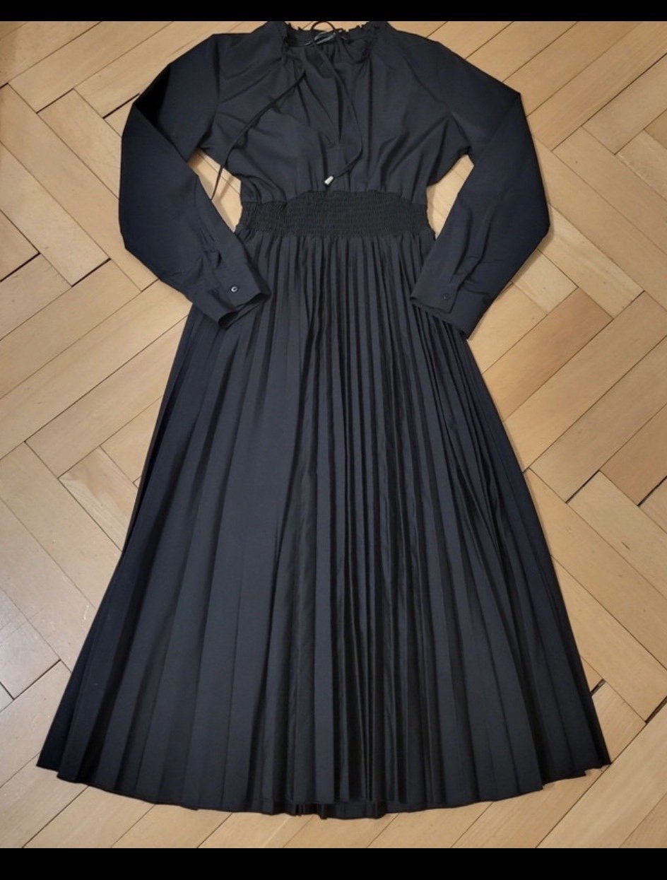 Pliessierteskleid gr.M neu Zara