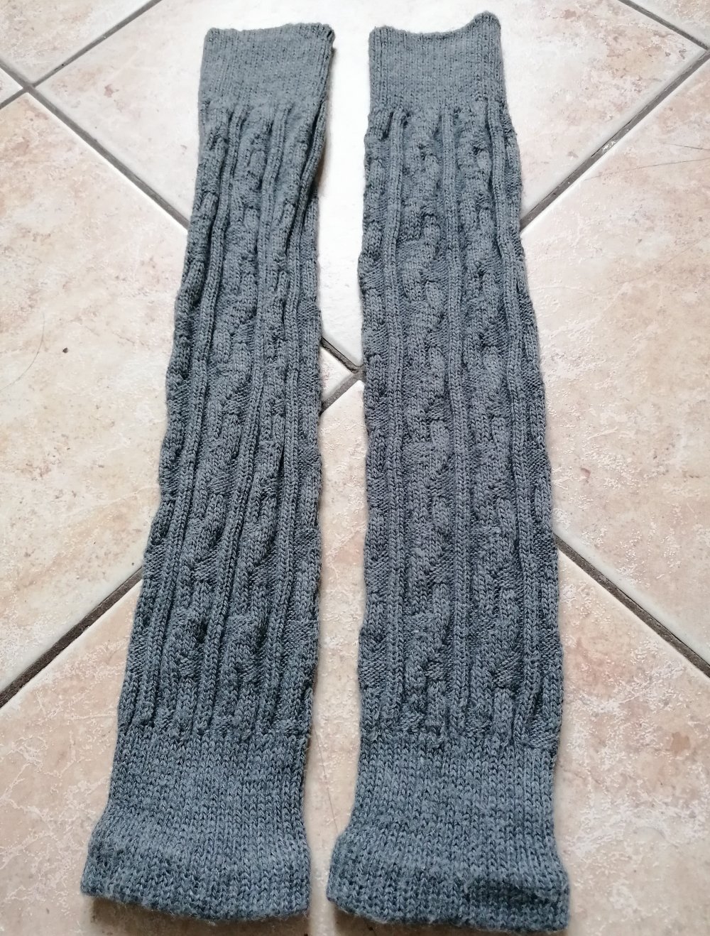 Stulpen mit Muster