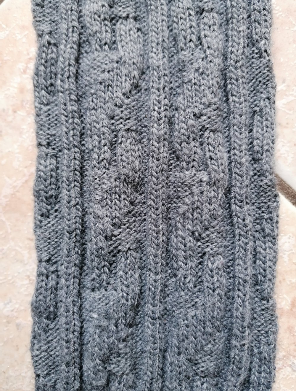 Stulpen mit Muster