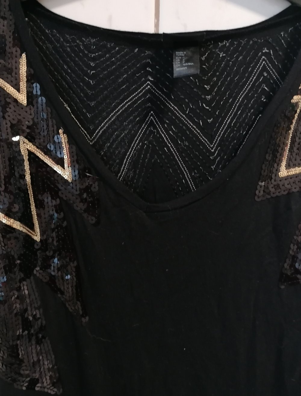 langes Shirt mit Pailletten